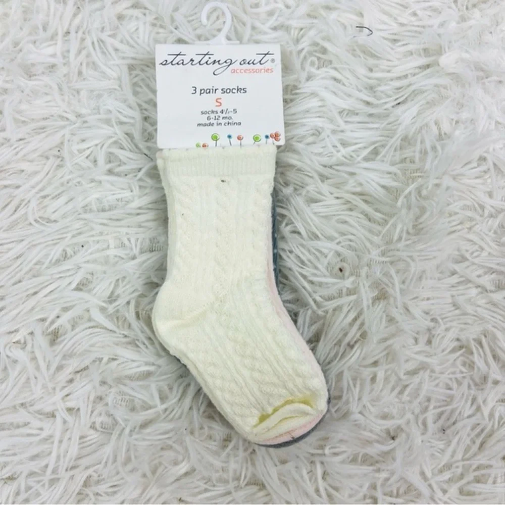 NWT STARTING OUT 3 pairs of knit polkadot girls socks size 6-12 months